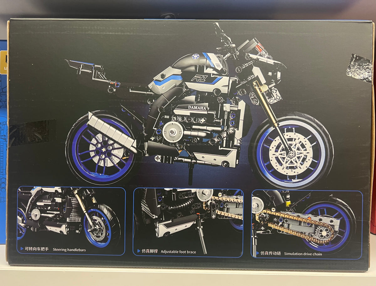 LEIMAO H1130 Yamaha Inspired MT-10 SP Motorcycle Building Set – 820 Pieces