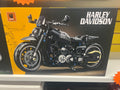 LEIMAO H1127 Harley Davidson Inspired Motorcycle Building Set – 680 Pieces
