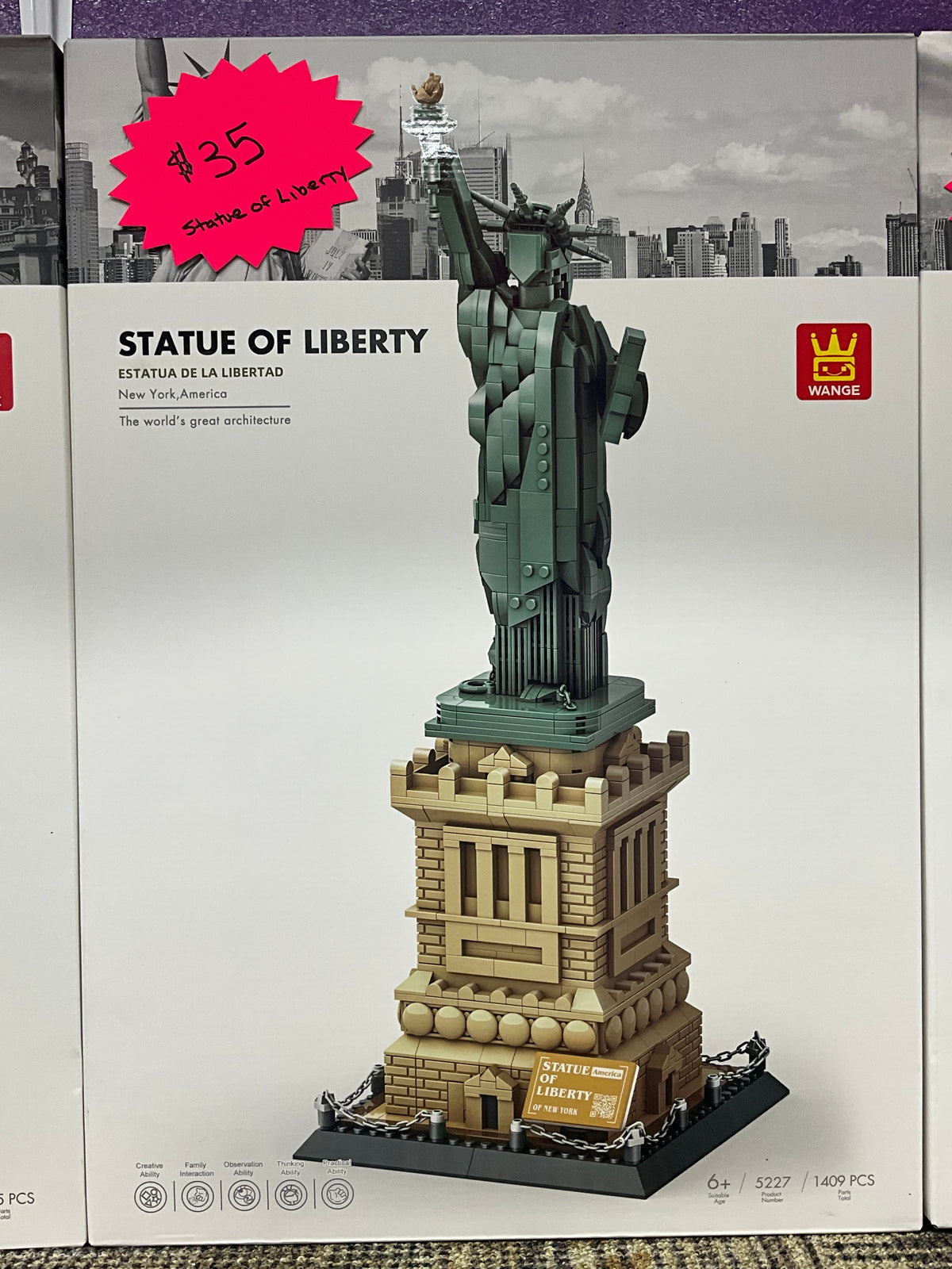 WANGE 5227 Statue of Liberty Architecture Building Set – 1,409 Piece