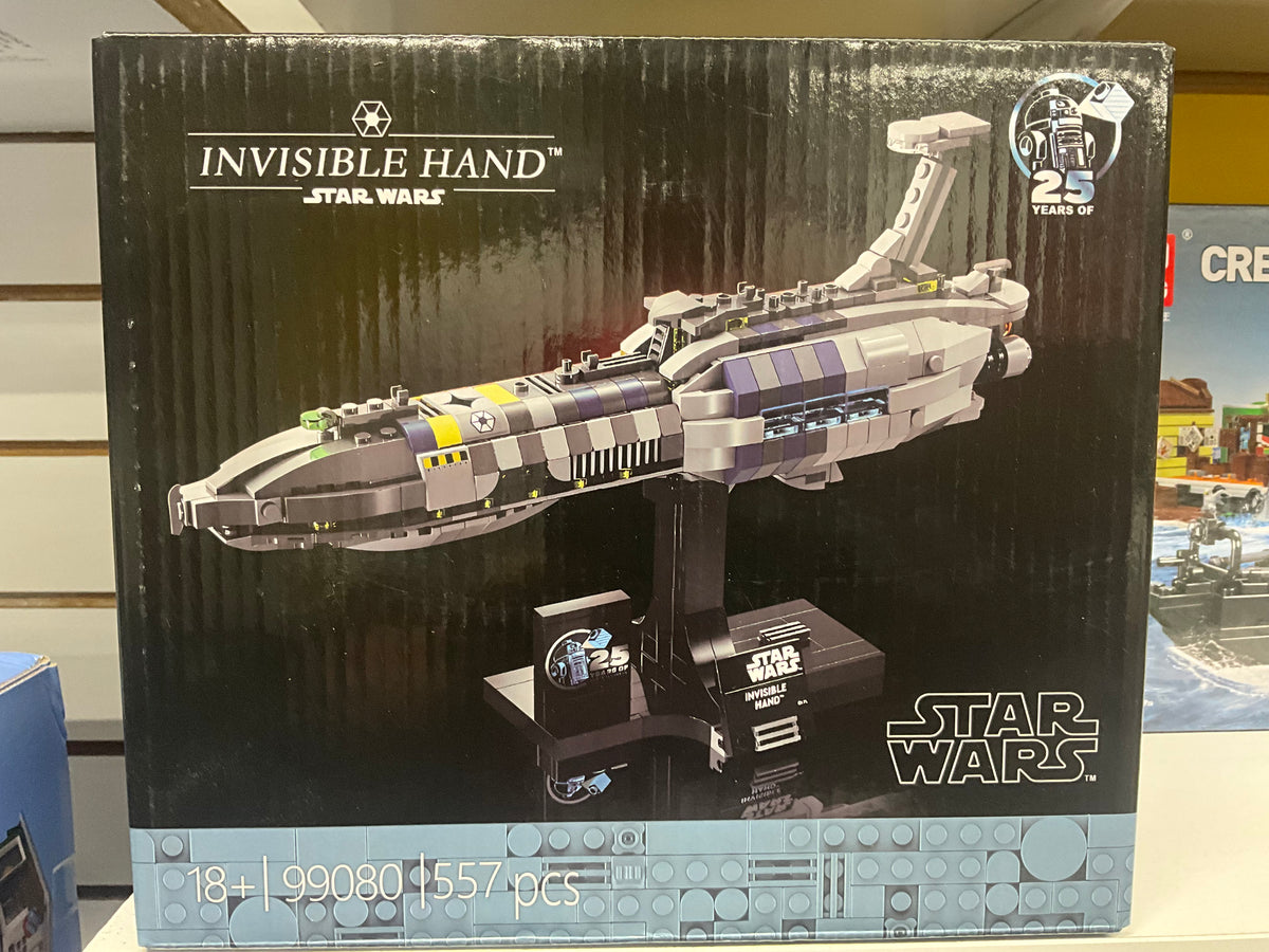 Invisible Hand Starship Display Building Set – 557 Pieces