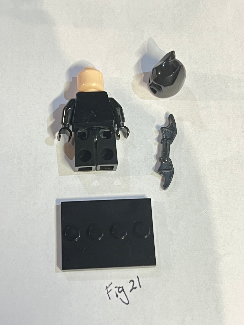 Custom Batman Mini Figure (UNBRANDED) – Compatible Building Blocks