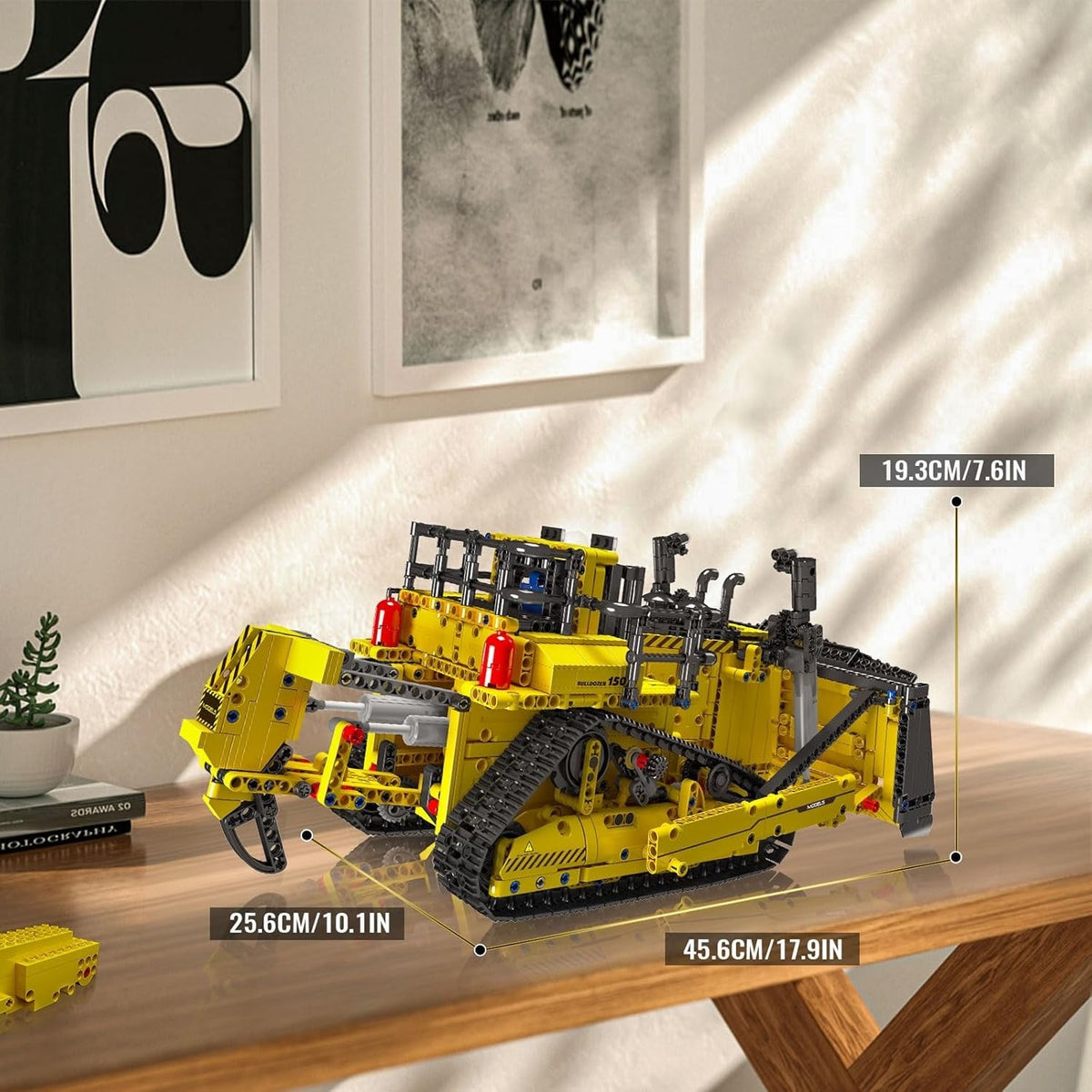 Mould King 15084 D11 RC Bulldozer – 1,597 Pieces